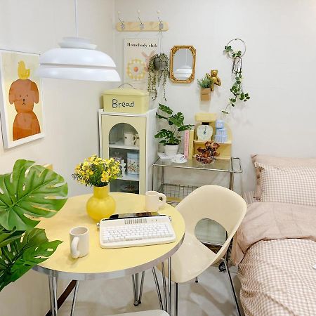 8 Hotel Seoul Bagian luar foto