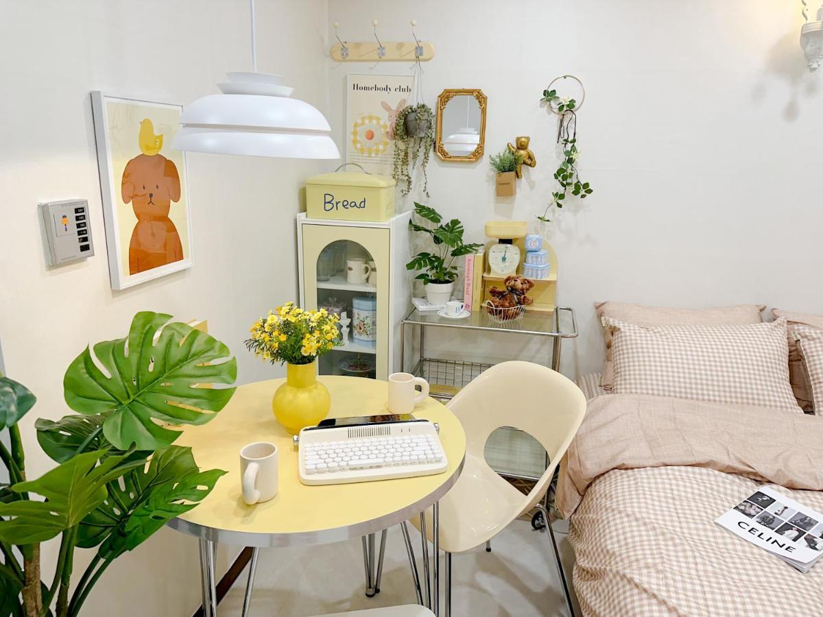 8 Hotel Seoul Bagian luar foto