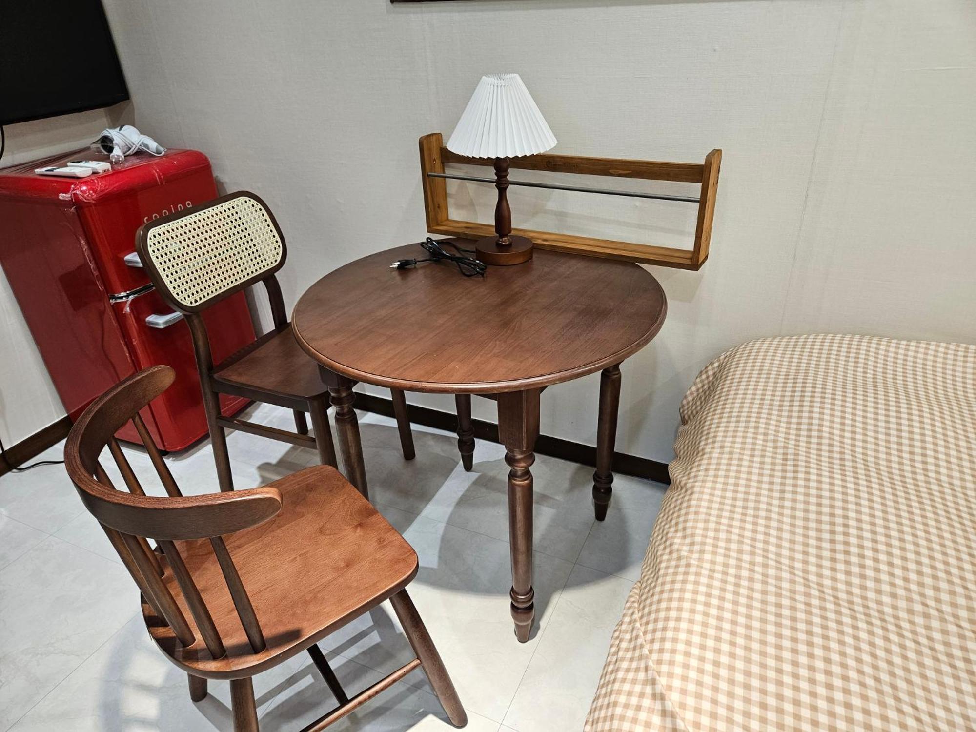 8 Hotel Seoul Bagian luar foto