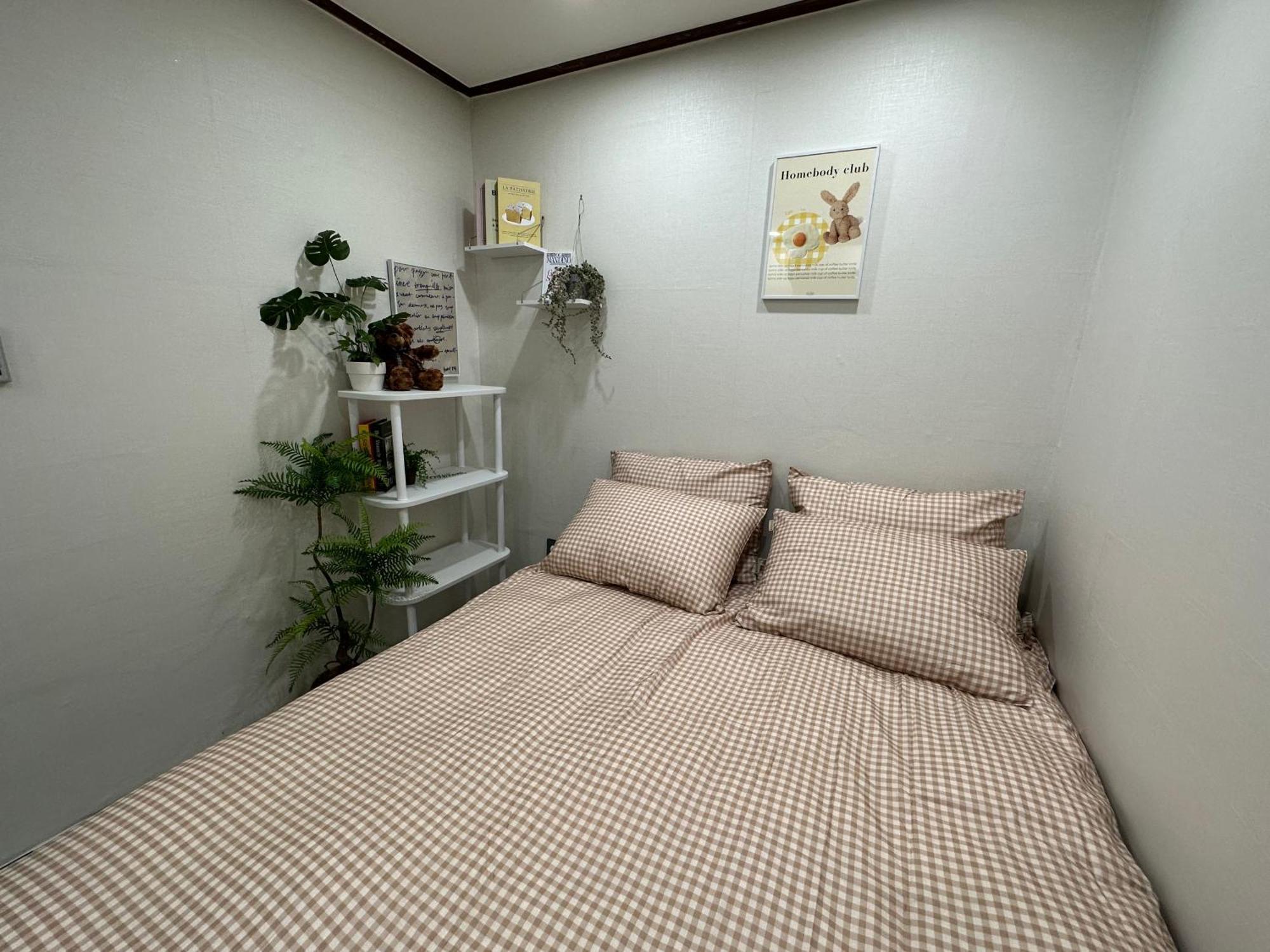 8 Hotel Seoul Bagian luar foto
