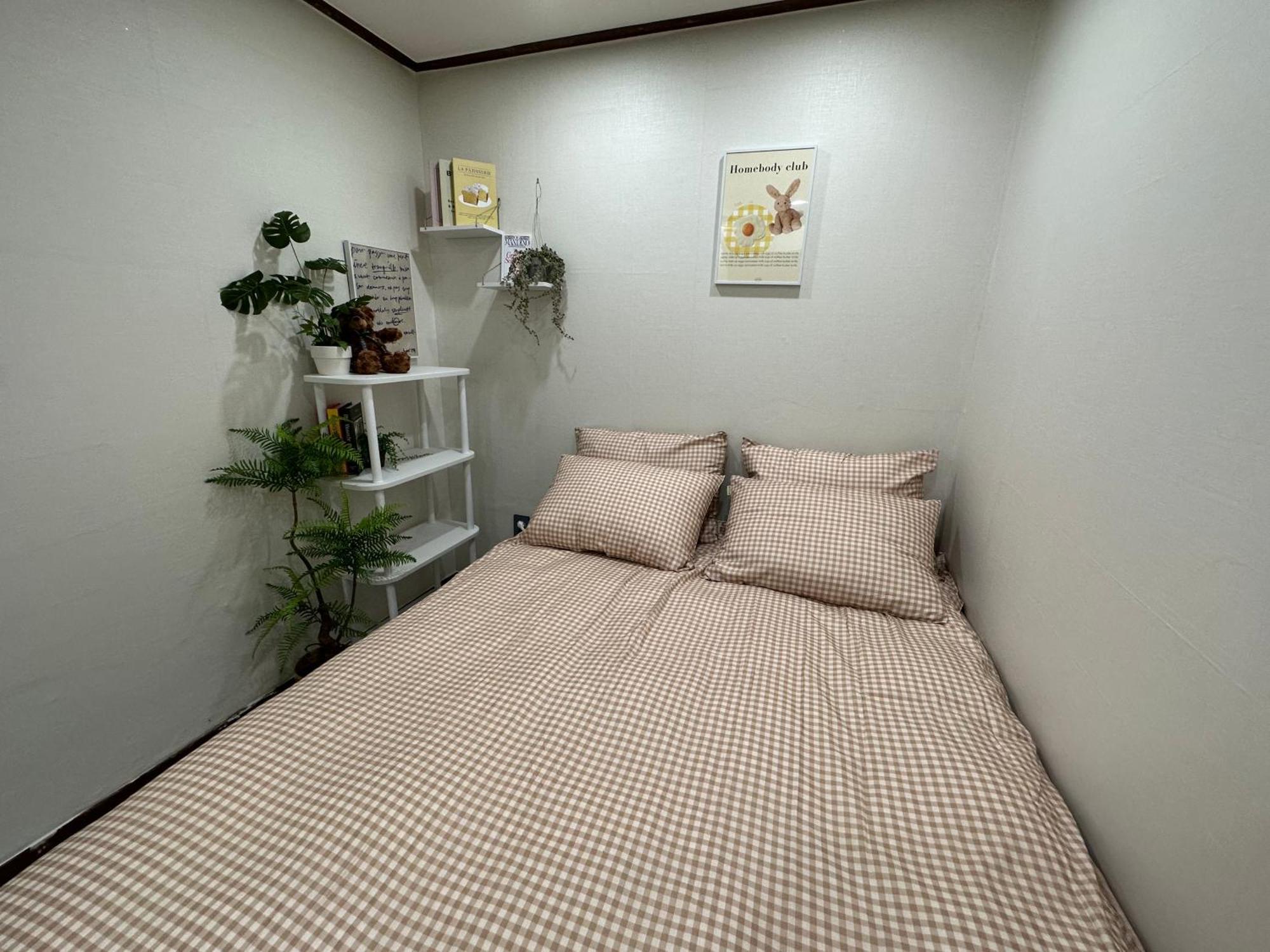 8 Hotel Seoul Bagian luar foto
