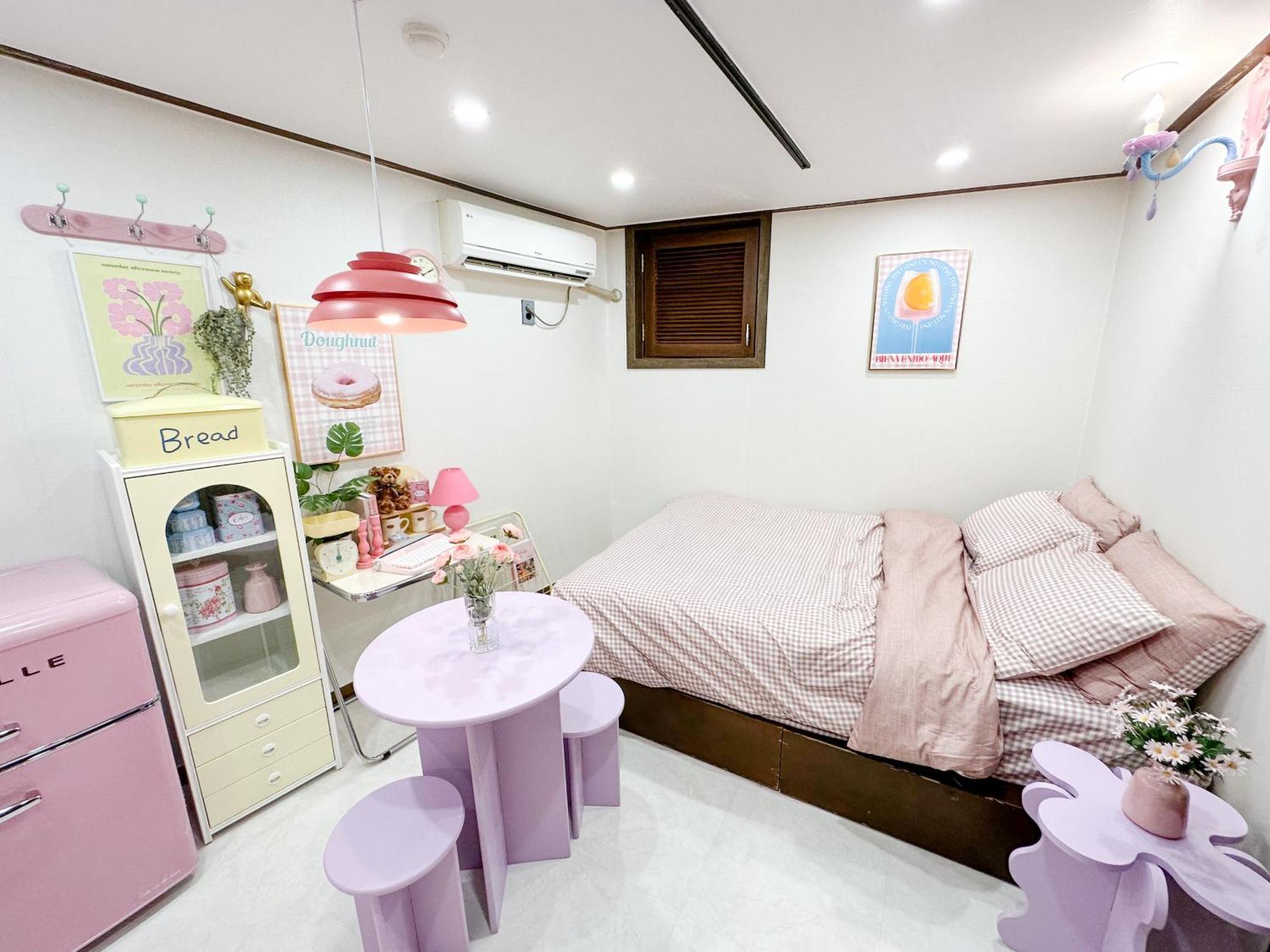 8 Hotel Seoul Bagian luar foto