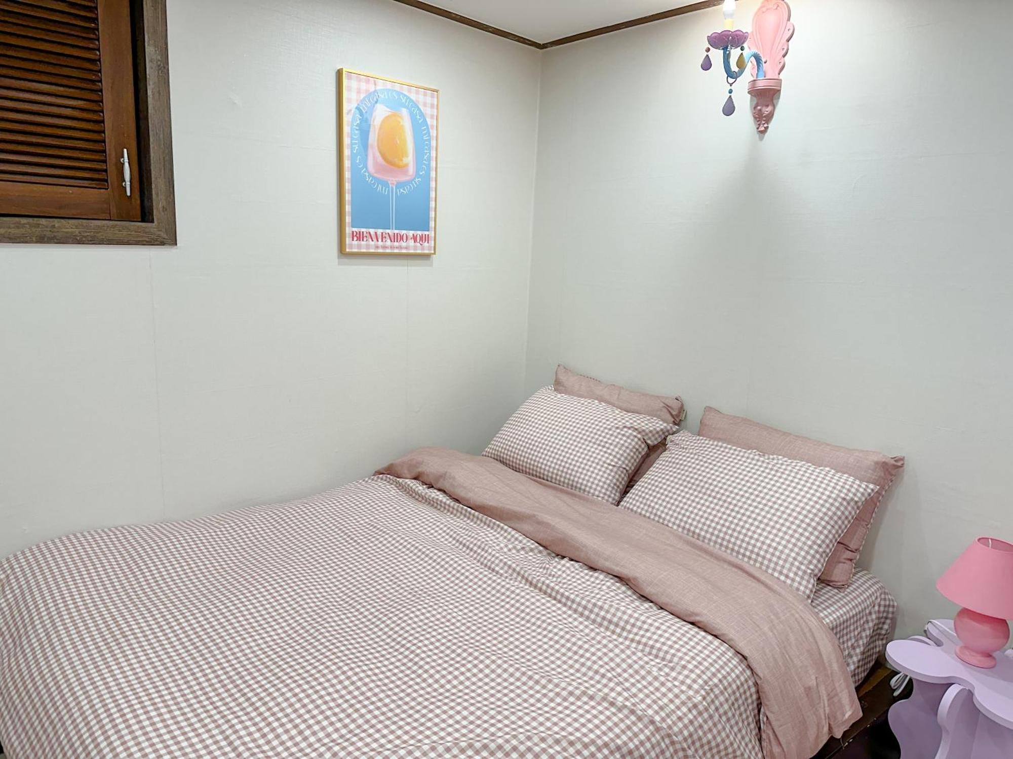 8 Hotel Seoul Bagian luar foto