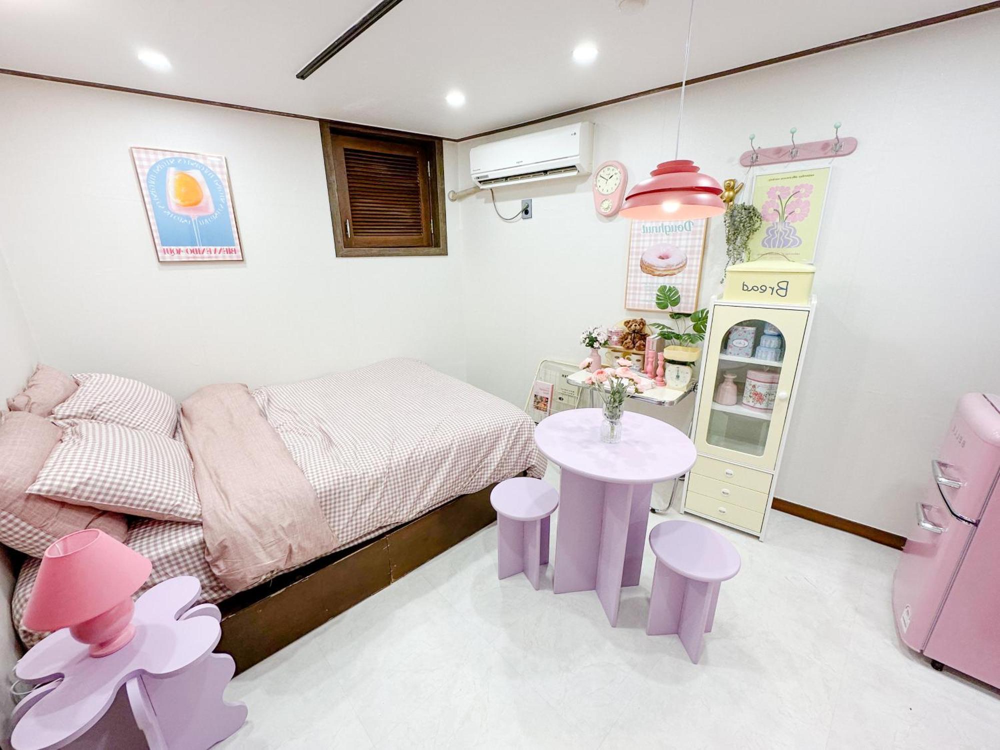 8 Hotel Seoul Bagian luar foto