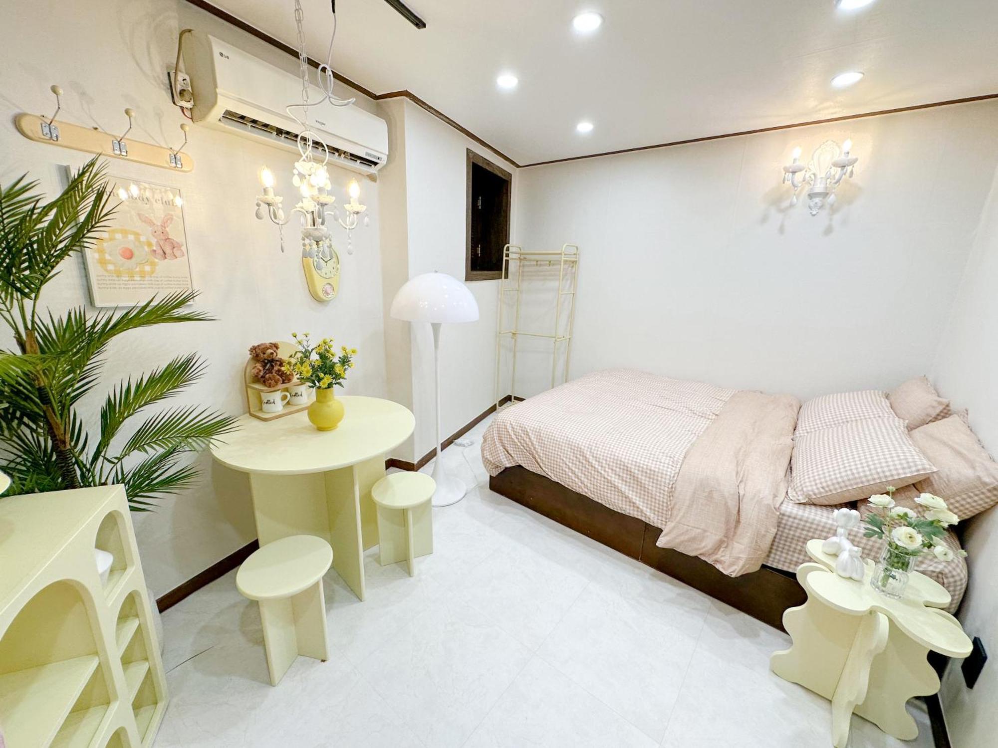 8 Hotel Seoul Bagian luar foto