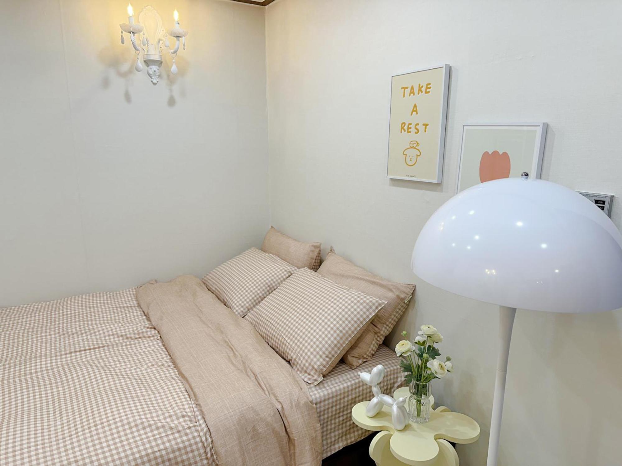 8 Hotel Seoul Bagian luar foto